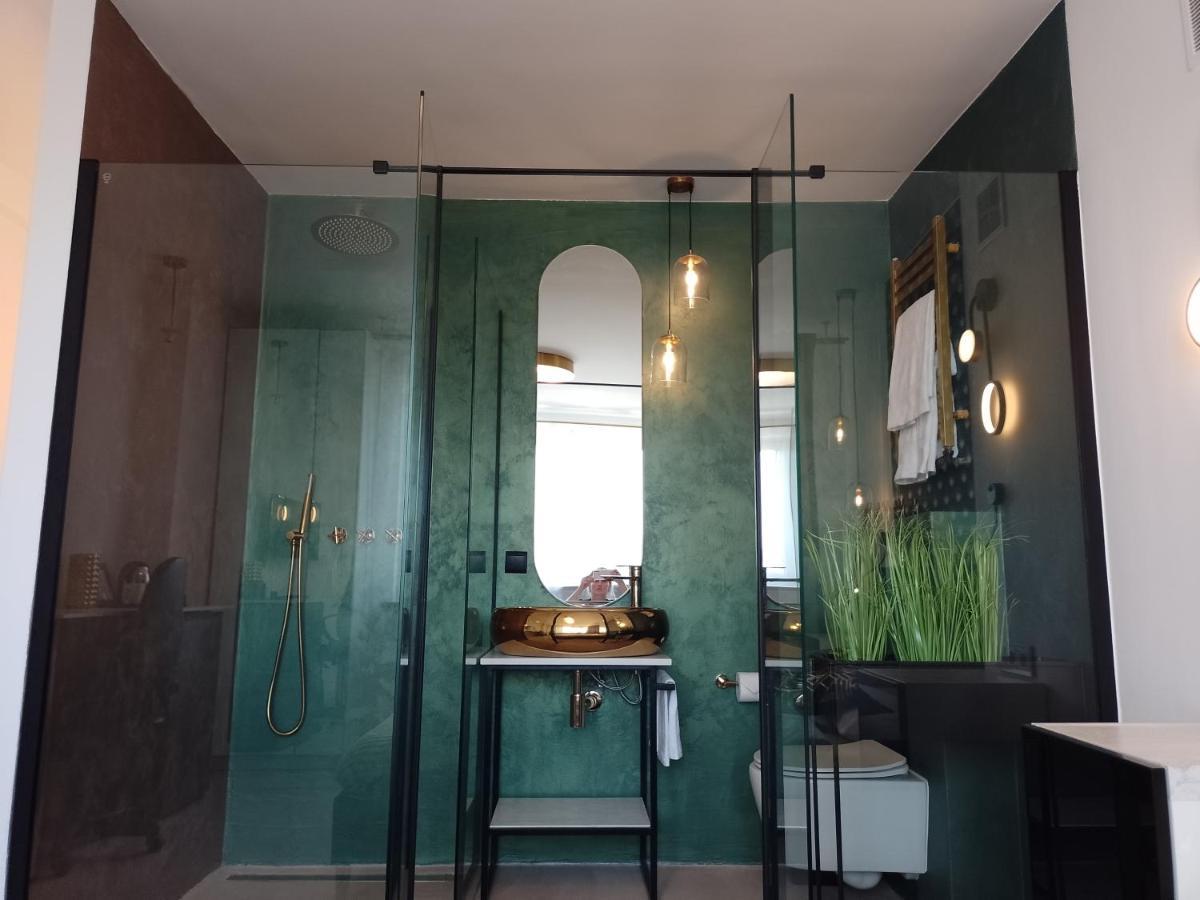 Alexa D'Oro Rooms คราคูฟ ภายนอก รูปภาพ